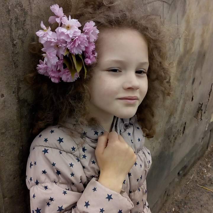 SharonInglis27's tweet photo. My beautiful daughter. Undiagnosed High Functioning Autism and borderline ADHD https://t.co/w1EUVIzYPZ