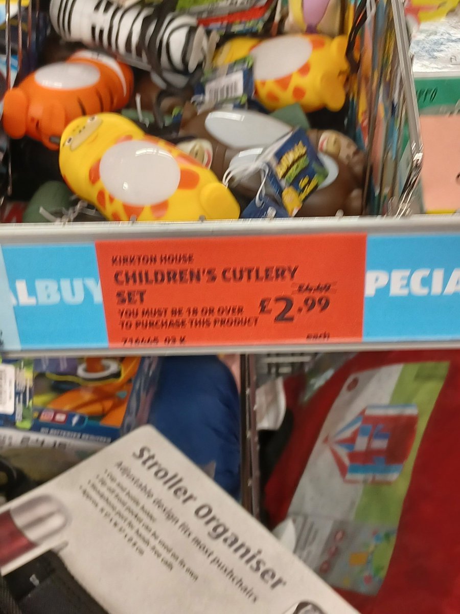 KimJPurcell's tweet photo. @AldiUK I sometimes wonder if your social media team arrange for things like this 😆
#Over18Only #ChildrensItems https://t.co/PvlOjQr6fQ