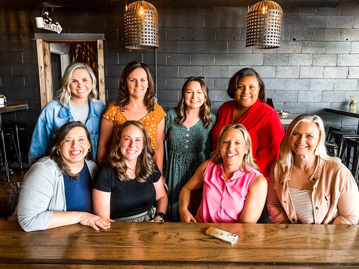 Gallatin Lead Educators spent some time today collaborating as our students will be moving between buildings soon! Time well spent! Thankful for these ladies! <a href="/msmballen/">Mary Beth Allen</a> <a href="/MRS_TUCKER_GES/">Caitlyn Tucker</a> <a href="/McMenAMY05/">Amy McMenamy</a> <a href="/SBarie214/">Sarah Barie</a> <a href="/JDurbin2020/">Jennifer Durbin</a> @drwgoostree #SumnerAchieves