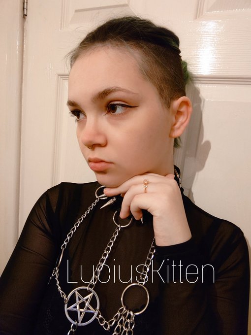 The boy/the bump https://t.co/mWCNErbYqv