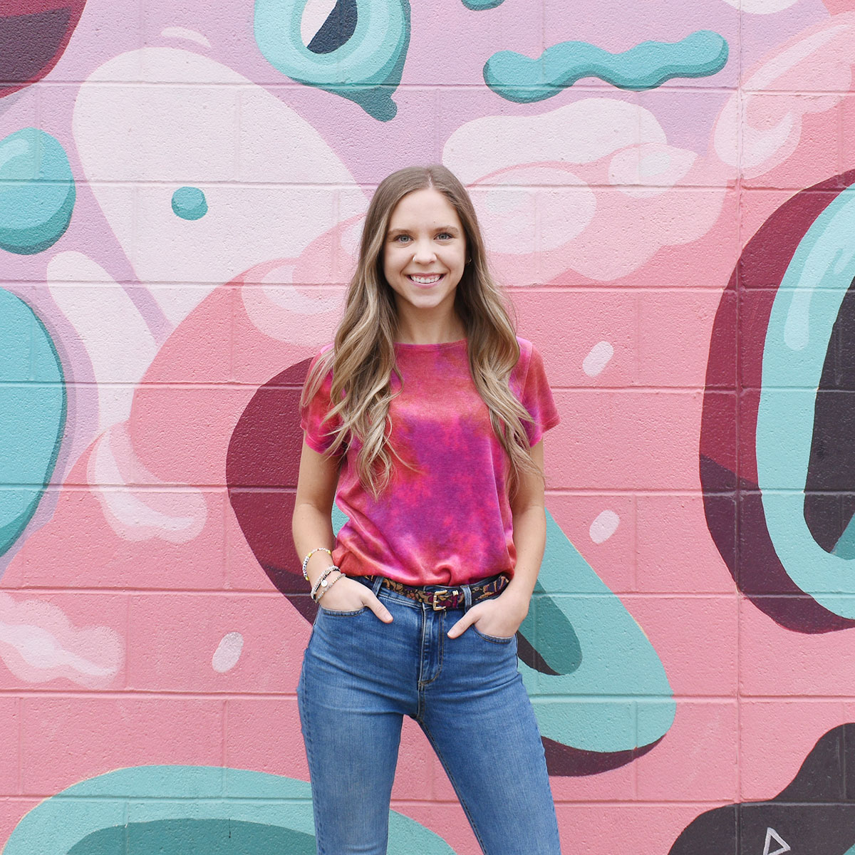 Introducing Alex Hicks, our new Digital Strategist! In addition to all things data, Alex loves long walks in the woods, her adorable pup, Piper, sour beers, and hot sauce whenever possible. 

Learn more about her at 2dimes.com/team/alex-hicks