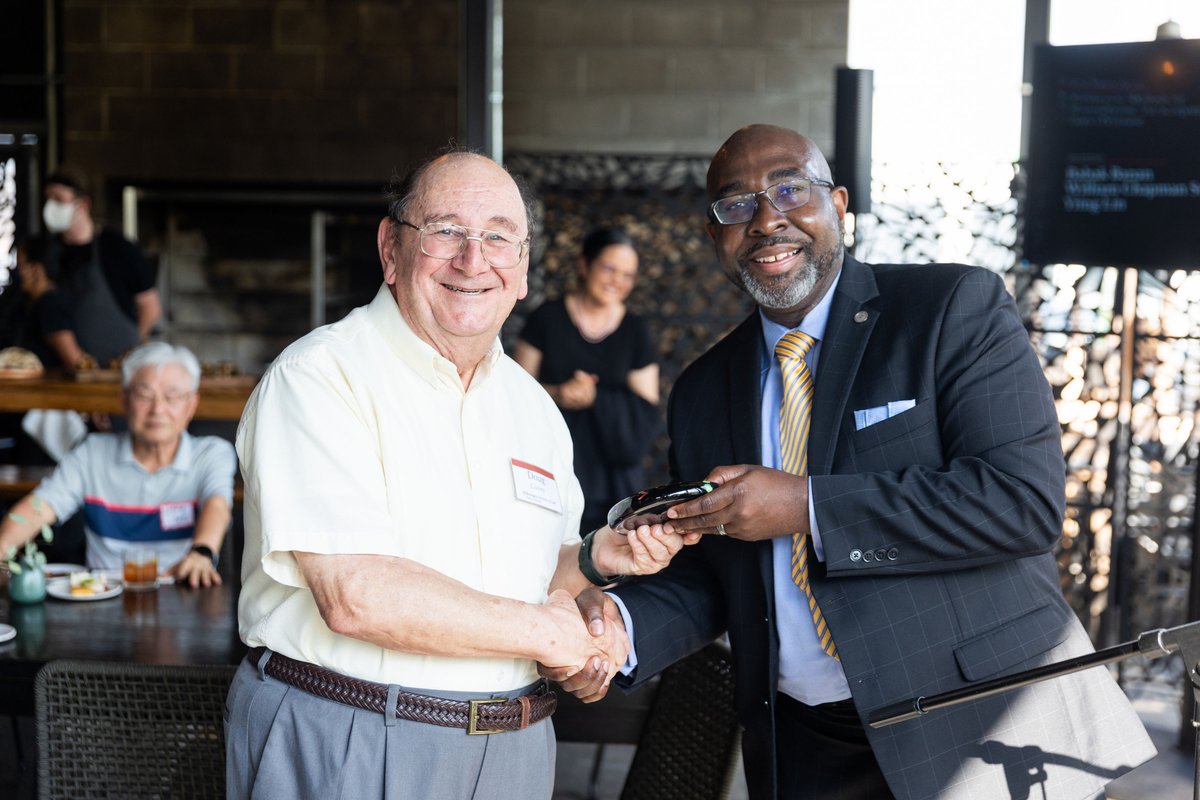 WashUOTM's tweet photo. Last week's WashU Celebration of Inventors honored 198 inventors on 79 new patents awarded to Washington University in St. Louis by the @uspto in 2021. https://t.co/eRBT0STzoP
