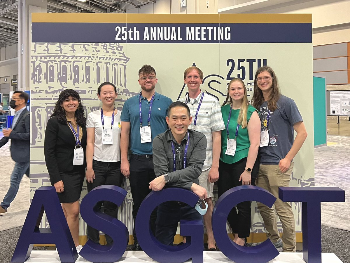mw_umn_labs's tweet photo. The whole crew at #ASGCT22! https://t.co/wa6QUUUZkm