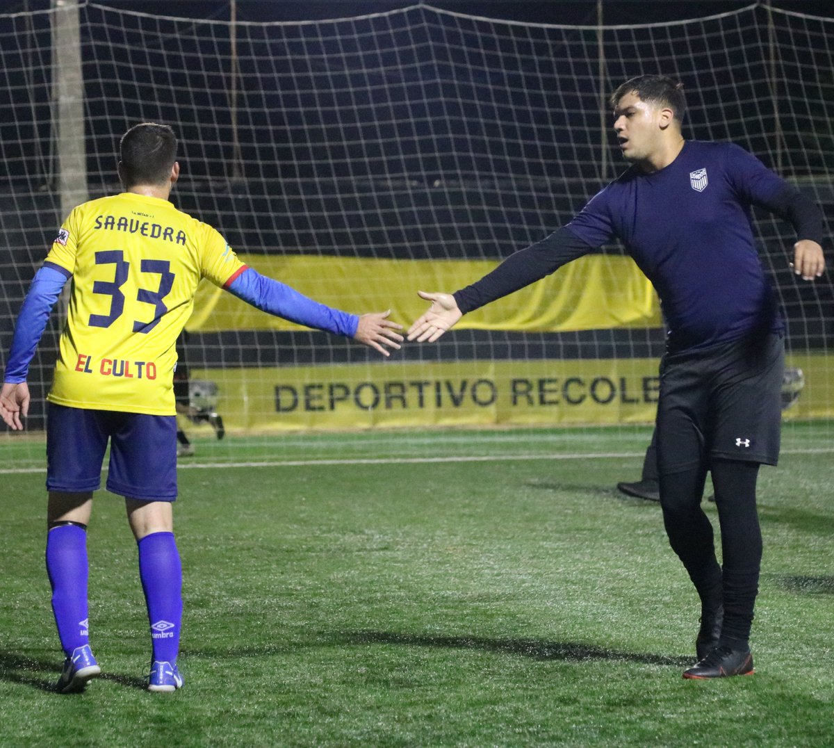 ligadetuiteros's tweet photo. ¡International Superstar Soccer!⚽️

@UsadosFc metió una victoria que puede marcar un antes y un después.

Le ganaron a uno de los históricos del certamen y la ventaja es de dos goles.

Queda mucha tela por cortar pero consiguieron perfilarse y con mucha autoridad. https://t.co/rNvYuHbhIc