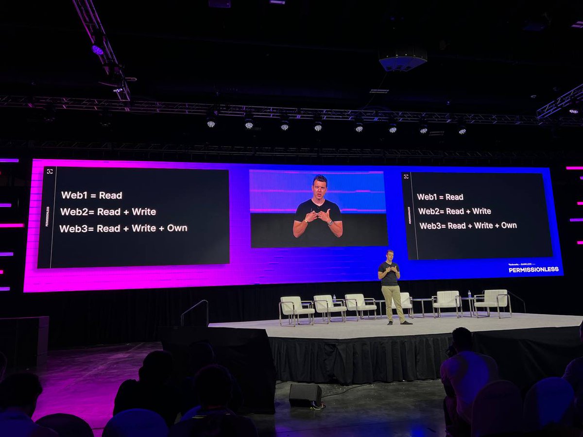 Ledger's tweet photo. "Today, we are taking a further step and announce Ledger Connect.
Ledger Connect is a browser extension that makes it easier than ever to connect your Ledger to Web3 directly from your browser.
It is easy, smart and safe." - @CharlesSWE https://t.co/t8UIOg4VzE