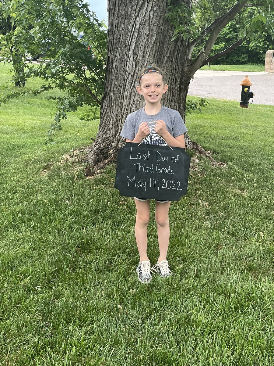 Mrs. Mary Mellen tweet media