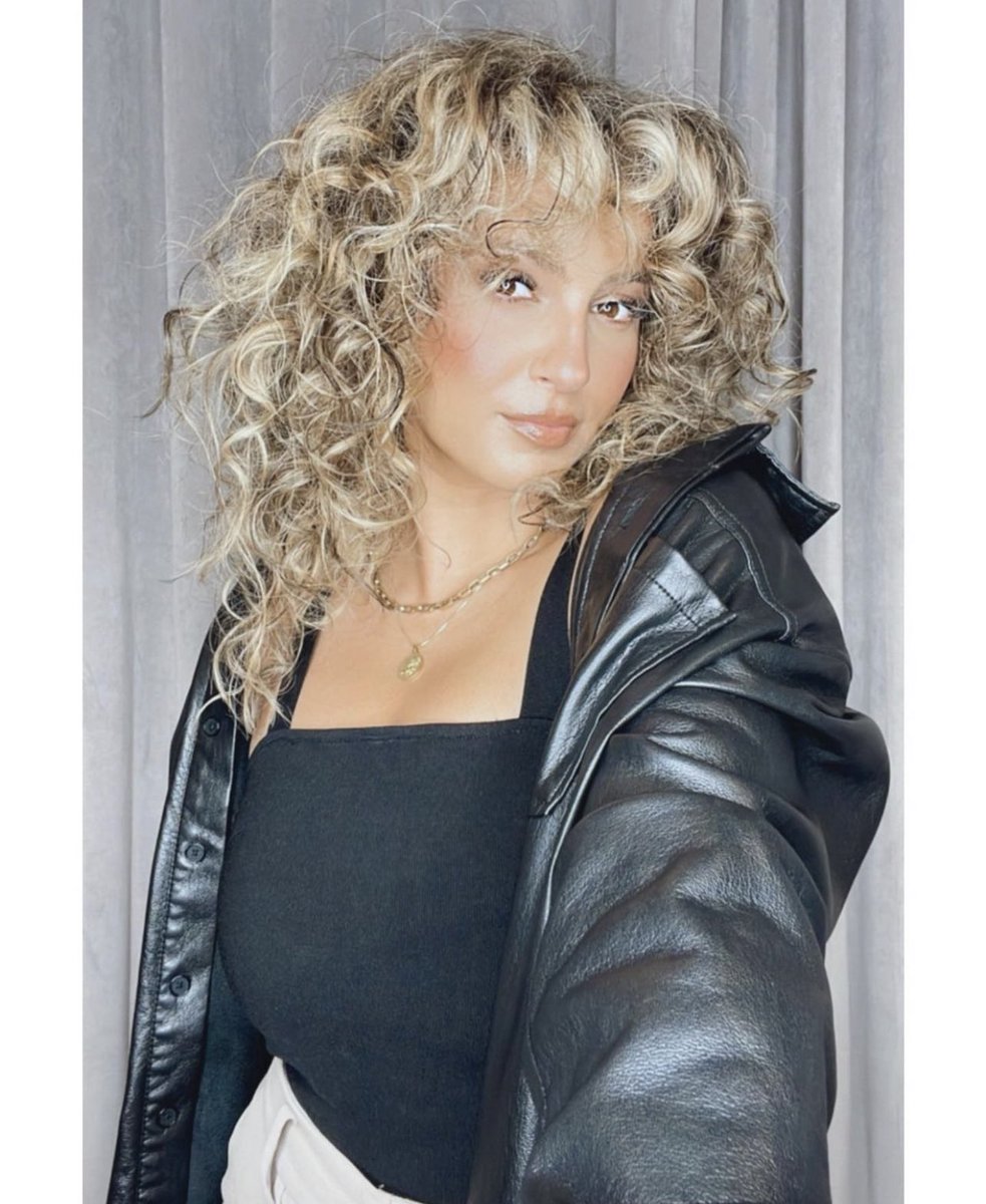 torikelly's tweet photo. 🖤𝒷𝒶𝒷𝓎 𝓌𝑒 𝒸𝒶𝓊𝑔𝒽𝓉 𝒶 𝓇𝒽𝓎𝓉𝒽𝓂🖤 https://t.co/2xfmA7mkRS