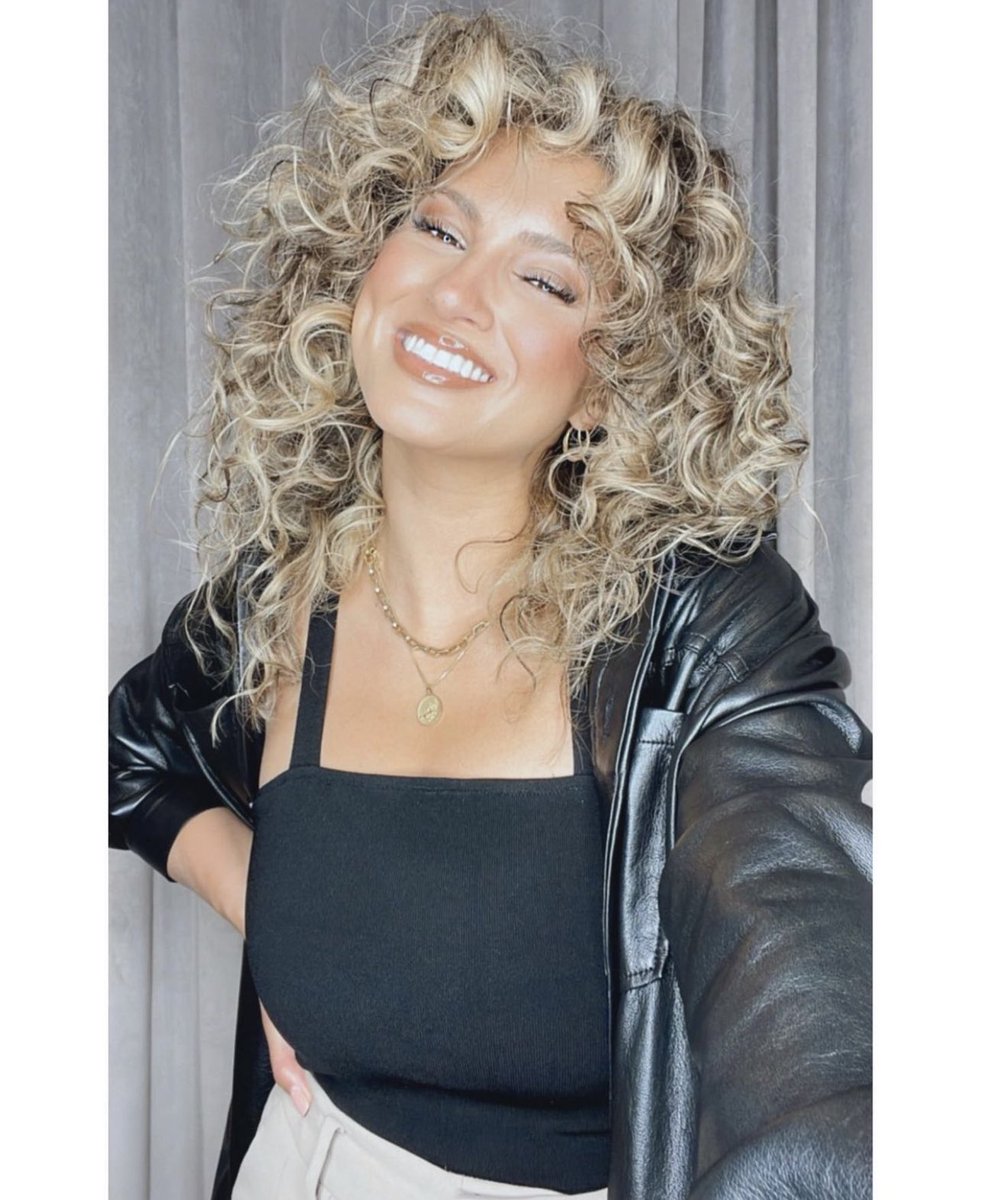 torikelly's tweet photo. 🖤𝒷𝒶𝒷𝓎 𝓌𝑒 𝒸𝒶𝓊𝑔𝒽𝓉 𝒶 𝓇𝒽𝓎𝓉𝒽𝓂🖤 https://t.co/2xfmA7mkRS