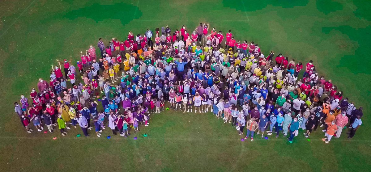 Proud to be out and celebrating LGBTQIA+ community in a supporting school. #IDAHOT <a href="/AISMmoz/">AISM</a> #LGBTQIA