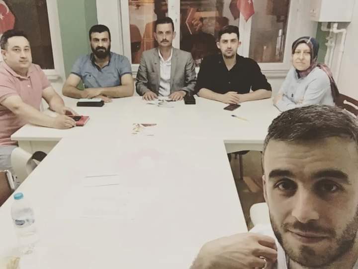 Bu Akşam İlçe Başkan Yardımcımız Sn.Yakup Çetin İlçe Koordinatörümüz Mahmut Pala ve Yönetim Kurulu Olarak Haftalık Olağan Toplantımızı Gerçekleştirdik.
<a href="/Ahmet_Davutoglu/">Ahmet Davutoğlu</a> 
<a href="/GelecekPartiTR/">Gelecek Partisi</a> 
#türkiyedegelecekvar
