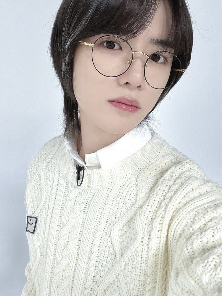 thinkp1txt's tweet photo. 🤓 https://t.co/oAnGkGEXYT