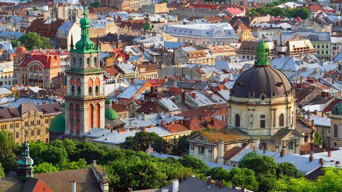 NataliyaMedPhys's tweet photo. @olgatokariuk Postcards from #Lviv #Ukraine. It’s a beautiful city - please come visit after we win the war https://t.co/iKTjiAZ7y4