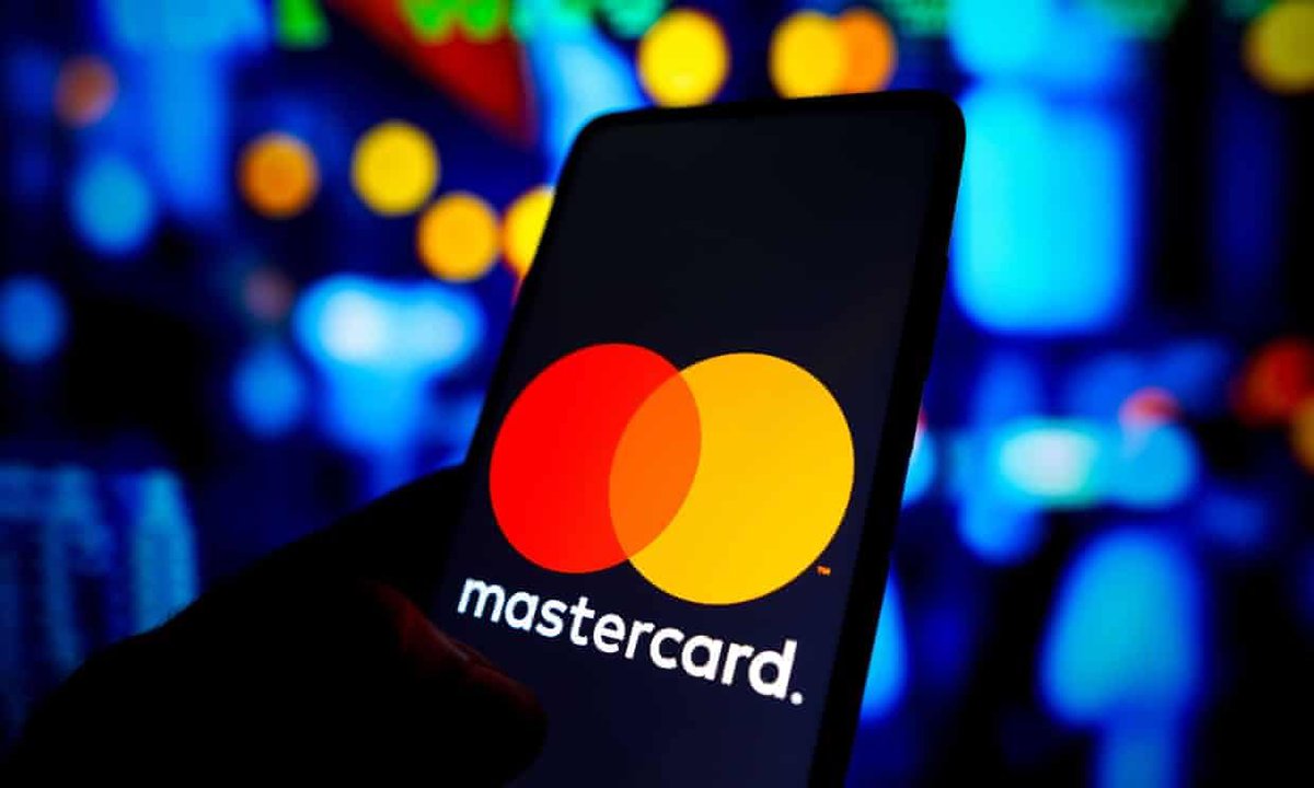 pdeepa's tweet photo. Mastercard is rolling out a controversial programme “smile to pay” that will allow shoppers to pay at the till with a mere smile or wave of the hand 👋🙂 

#fintech #banking #payments #technology #smiletopay #STP #financialservices 

https://t.co/vMONj20Cn8 https://t.co/1oNU2gJ09D
