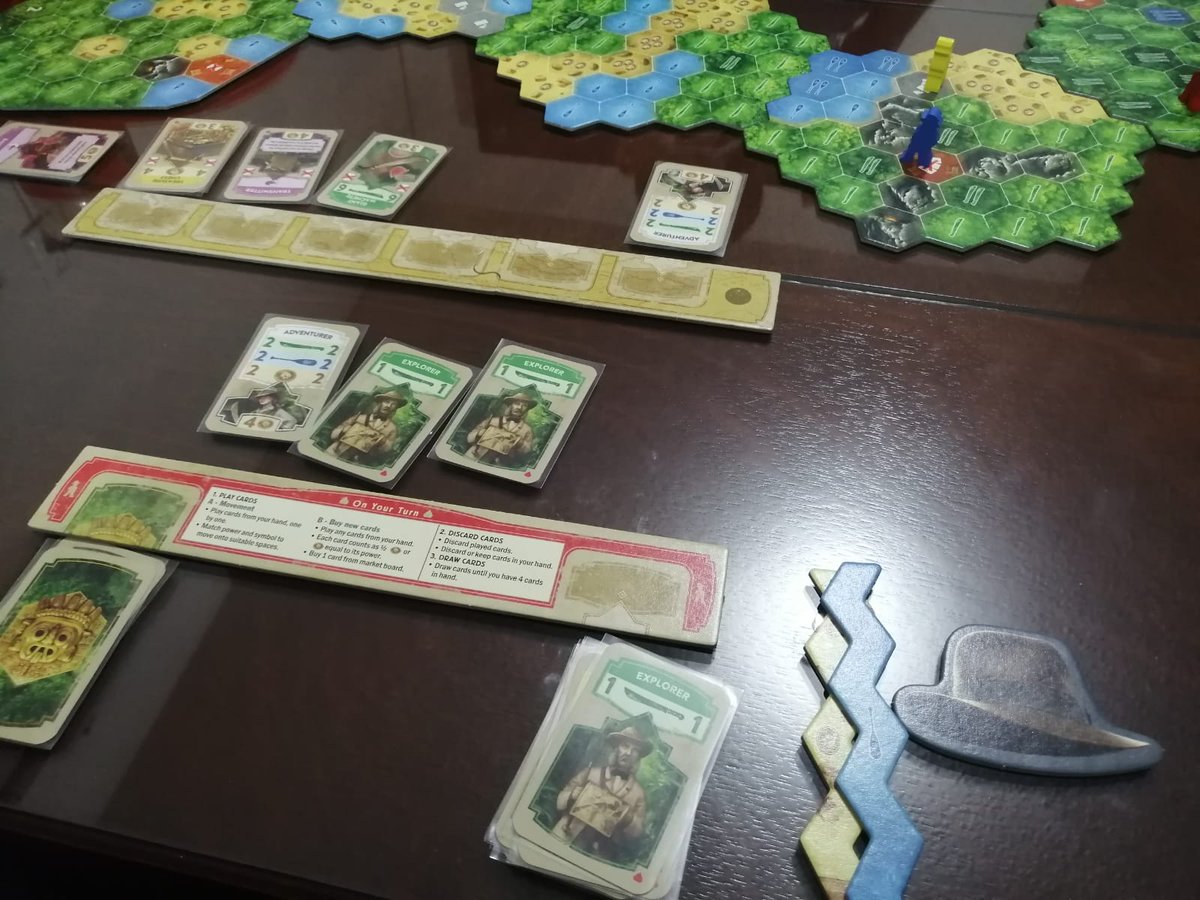 JuegaEnLaCueva's tweet photo. Hoy nos abrimos paso entre la espesa jungla en busca de la mítica ciudad de El Dorado...

#JuegaEnLaCueva #LaCuevaDeLosJuegos #BoardgameCommunity #TheQuestForElDorado #LaBusquedaDeElDorado #ElDorado  #CiudadesLegendarias #CiudadesMiticas #LegendaryCities #MythicalCities https://t.co/4z15Z688r8