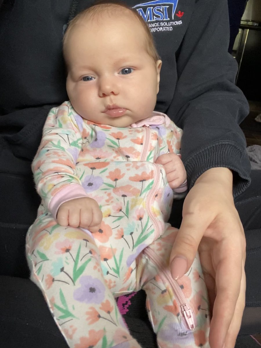cbj_xo's tweet photo. I know I know, I have the PERFECT baby 🥰💖 https://t.co/ccpm4a4lpN