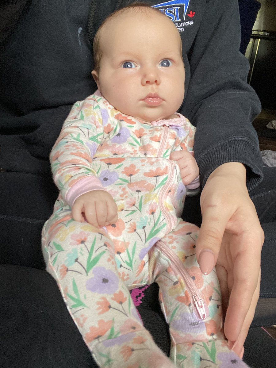 cbj_xo's tweet photo. I know I know, I have the PERFECT baby 🥰💖 https://t.co/ccpm4a4lpN