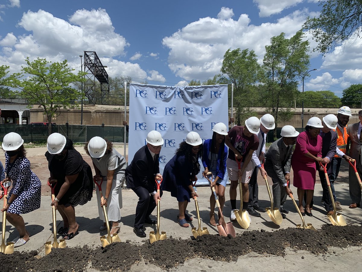 DonHarmonIL's tweet photo. Honored to join @pccwellness Primary Care Pavilion ground breaking #Austin #WestSideChicago #healthcare new facility & campus to focus on #specialtycare #Community #families #wellness #behavioralhealth #IL39 @EmmaMittsAld37 @DannyKDavis7 @replilly78 @RepFord8 @BrandonCCD1 @CCLBA https://t.co/3N5EgKOROR
