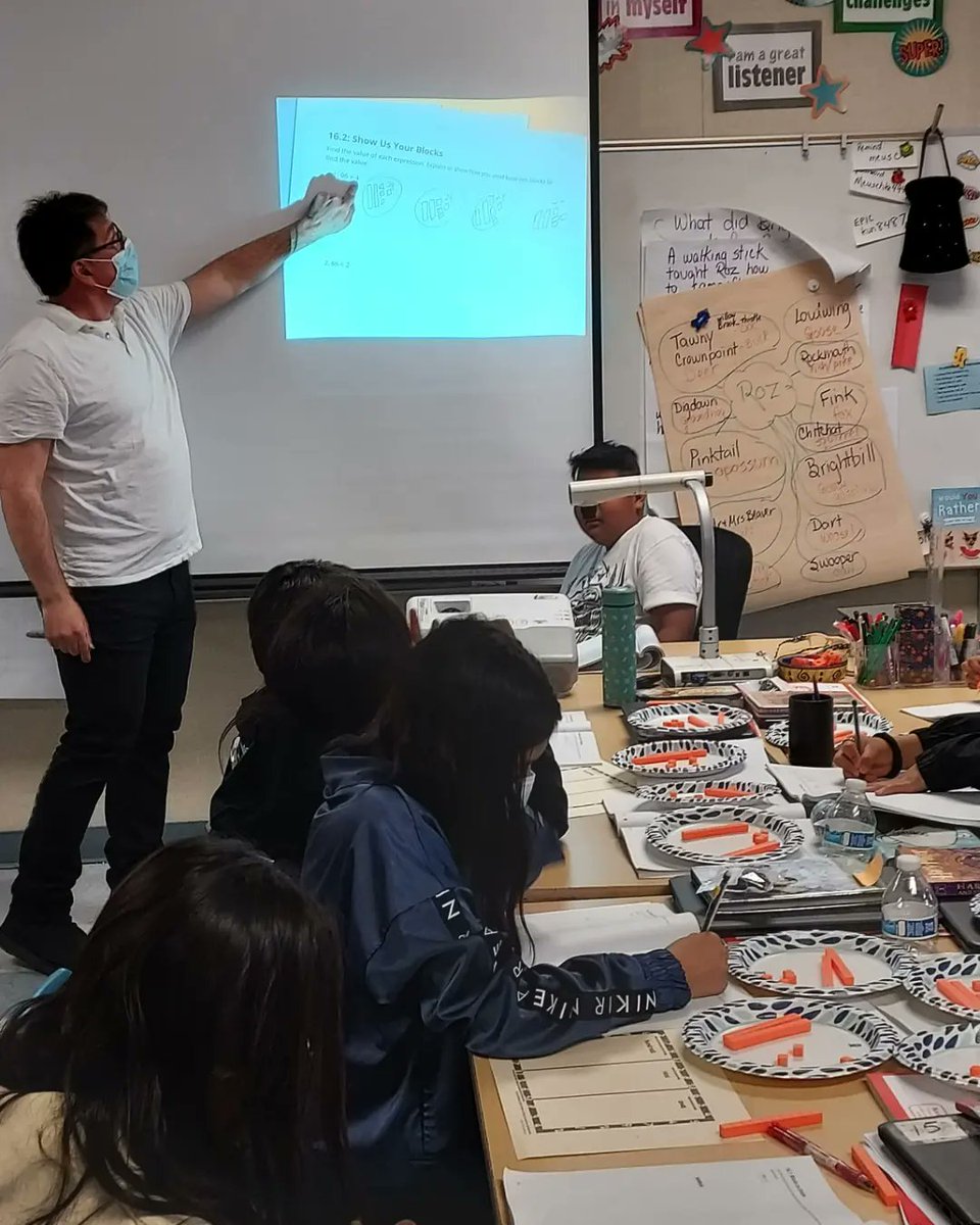 sandraeduc8's tweet photo. Panthers explaining and showing how they use  base ten blocks to find the value of each division expression. #conceptualunderstanding
#mathisfun #mathispowerful @IllustrateMath @LisaPizzuto @jaespi02 @MsDamonte @LDNESchools @ScottAtLAUSD https://t.co/pLA6yGJ3UZ