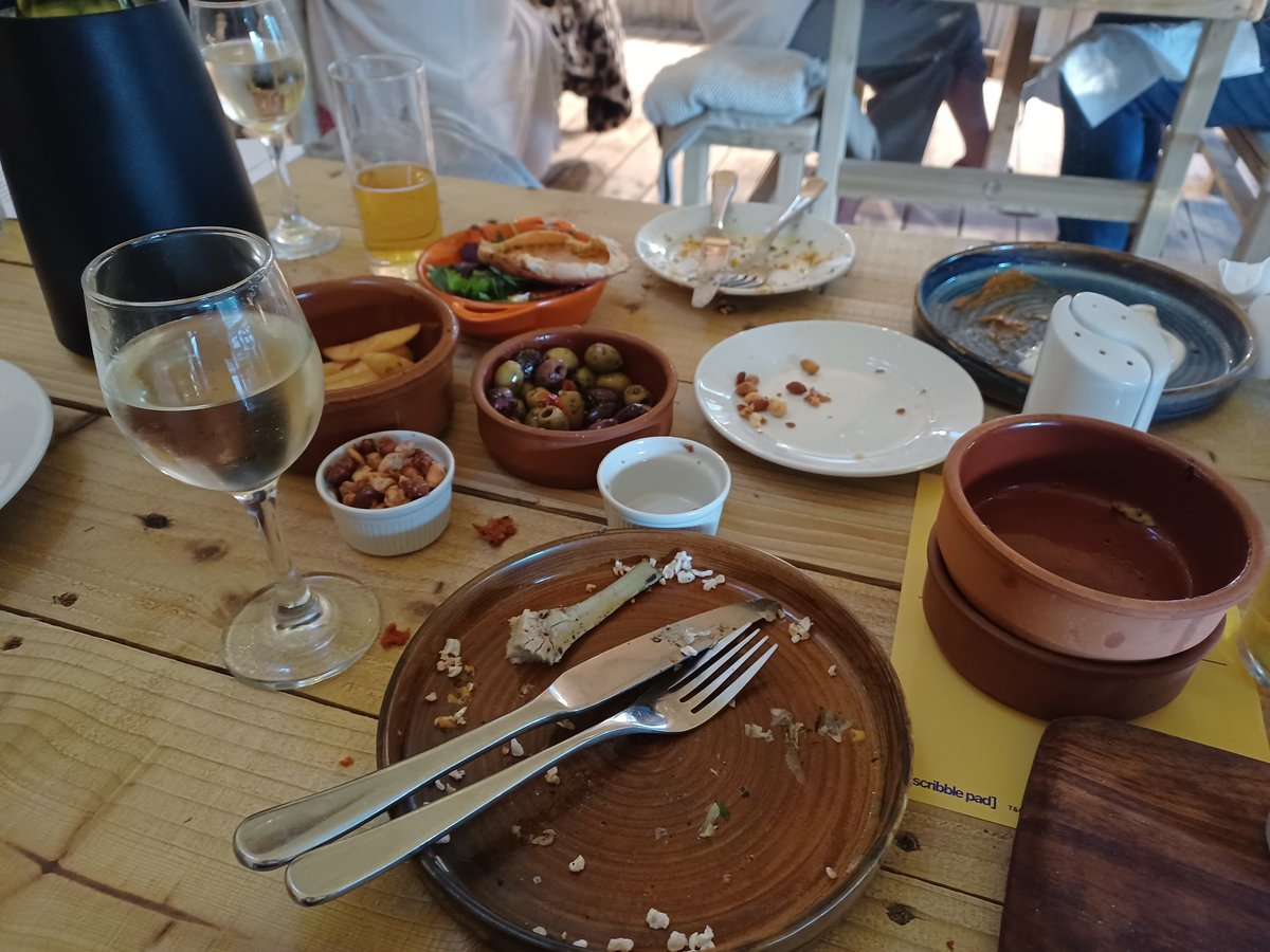 Dawn Oliver tweet media