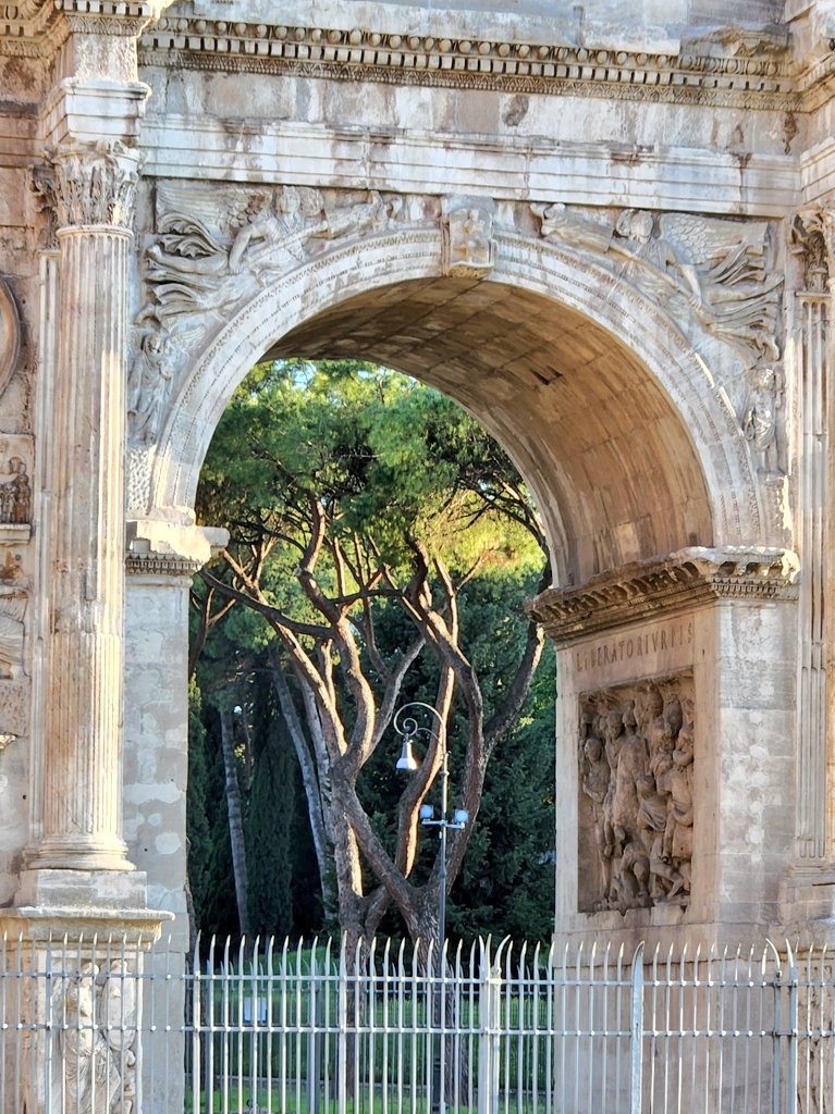 BruceDelorme's tweet photo. Rome Italy, amazing place. So beautiful. Ahhh the morning lite. #beautifulrome🇮🇹 #amazingrome #amazingplacestosee https://t.co/RDXNzTLQmj