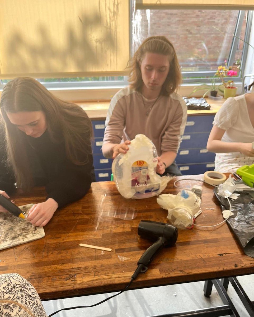 kaprospect's tweet image. Year 12 Biologists getting involved with @thediveproject, determined to save our seas as the next generation of #oceaninfluencers! #diveprojectcornwall #aspirebelieveachieve #prideinprospect #plasticpollution #plasticwaste #SaveOurOcean 🐟🐠🐬🌊 @KGAcademies