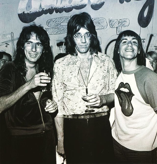 CULT x ALICE + LONDON + MAY 25th at the O2
.
<a href="/officialcult/">THE CULT</a> x <a href="/alicecooper/">Alice Cooper</a> 
.
GET YOUR TICKETS : thecult.us/official (link in profile)