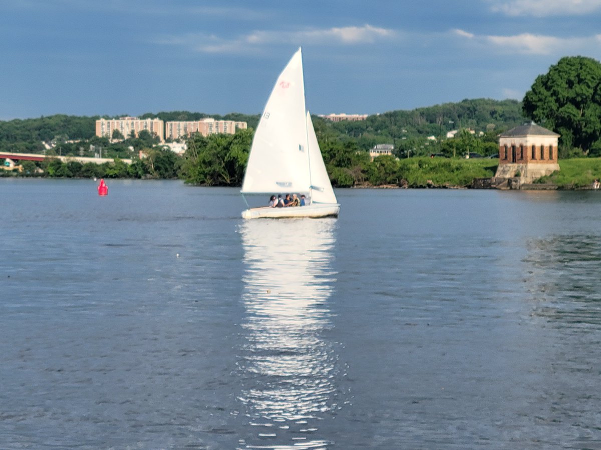 DC_Sail's tweet photo. Stormy weather with a glorious ending for our inaugural Members Only Sail last evening. With a brief delay at the start, Ma Nature blew through with a furious little storm, followed by sunshine, fresh breeze, and happy sailors! https://t.co/nTK3X6kZSK
