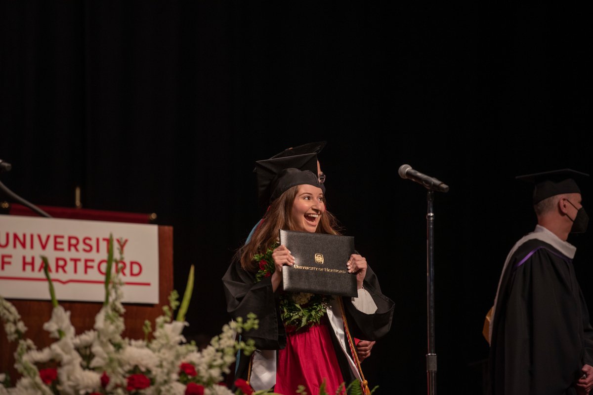 UofHartford's tweet photo. Let's have another round of applause for the #UHart Class of 2022.
When we look at photos from #UHartGraduation we see so much happiness, hope, and pride. You did it! We can't wait to see what you accomplish next.
πΈ View a full album of photos here: https://t.co/LYW5tsGdLJ https://t.co/FiOSXpOj25