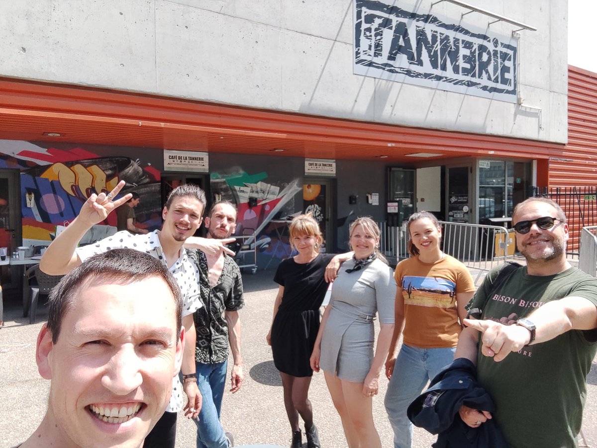 clouds_glossy's tweet photo. Our 3 days #StageCoaching at @LaTannerie are coming to an end!
HUGE thanks to Arnaud Fournier whose professionalism, kindness and relevance will have allowed us to take the next step on stage! ๐ฅ
#LiveBand #IndieMusic #MusicTraining #Musicians https://t.co/K2P6Q4n6Od
