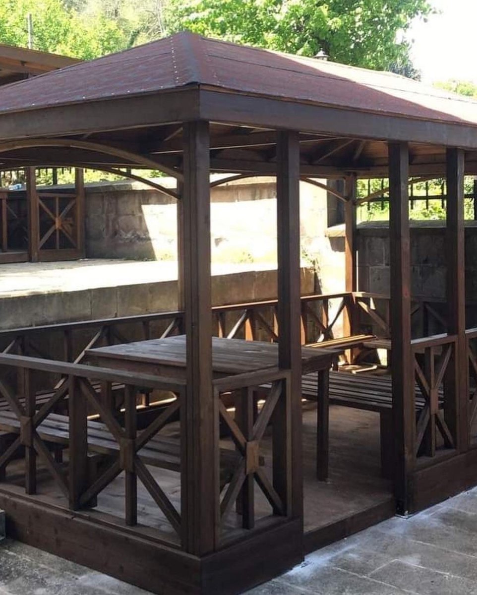 BondexT's tweet photo. PPG Bondex ahşap koruma ürünlerinde bayilerimizin uygulamaları  devam ediyor!!!
Bayimiz kamelya projelerinde su bazlı Bondex Perfect nut brown zeminde ise Bondex Decking Stain nut brown rengini uygulamışlardır .
Emeklerine sağlık 🧿🇹🇷 @uzertas 
#ppg #bondex #ahşap #usta #uygulama https://t.co/ReGggVYmVk