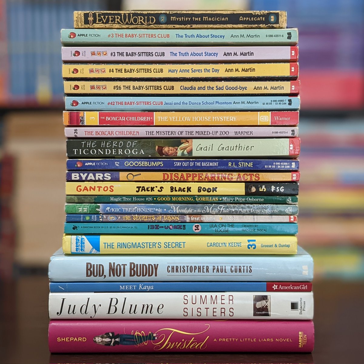 koalamountain's tweet photo. This week's newest listings!

#americangirl #babysittersclub #judyblume #boxcarchildren #christopherpaulcurtis #everworld #gailgauthier #goosebumps #herculeahjones #jackhenry #magictreehouse #nancydrew #prettylittleliars #secretsofdroon #unicornclub #booksforsale #bookstack https://t.co/qRBIDREymR