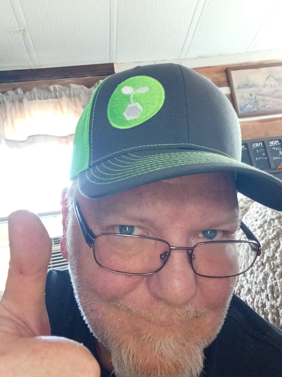 ThymelessTyes's tweet photo. I gots mine!!  Get your @WEGROCoin now!!  BIG THINGS COMING!! #wegrocoinpartner #wegroarmy #CAM https://t.co/fDddSnpMdh