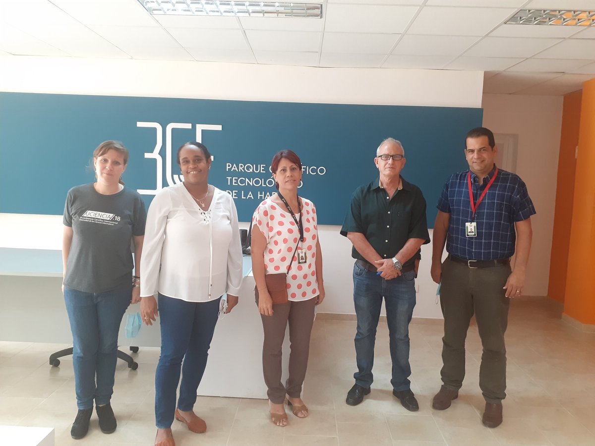 PCTHabana_3CE's tweet photo. Encuentro de trabajo con directivos del Centro de Investigaciones del Petróleo para generar alianzas estratégicas en función del crecimiento de nuestro ecosistema de innovación. @CupetCuba #Crececon3CE #CEINPET @iho66752147 @TorralbasLuis @universidad_uci @Hector6803 https://t.co/aNMhkJZ6pw