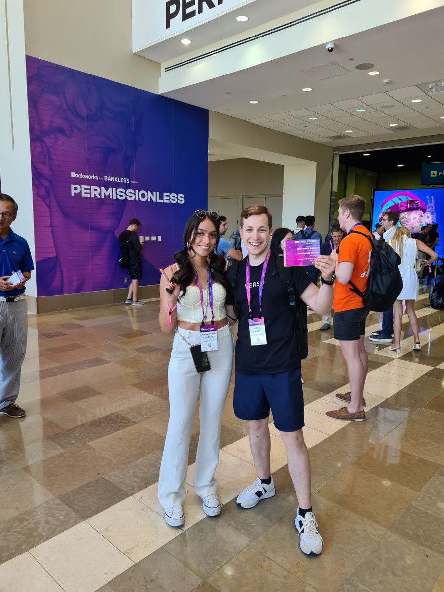 Cryptohontas's tweet photo. Hola! @KurzawaPascal and I are representing the Verso Head Builders at @Permissionless this week 🔷   

With the whole team spread across  the 🌏 it’s great when we get to join forces IRL https://t.co/bNT8WqFMd1