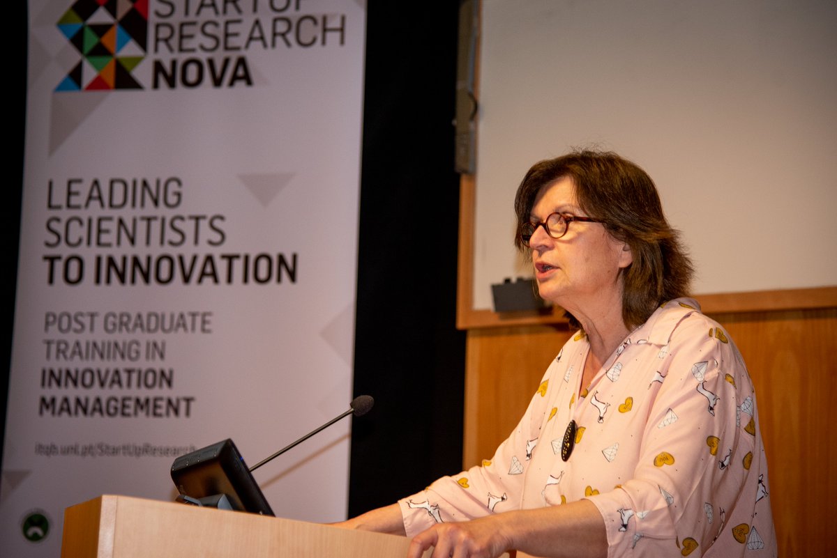 itqbnova's tweet photo. Last Friday was the #StartUpResearch Final Pitch and Graduation Session - 2022 Edition 🙌 The session counted with Cláudio Soares (#ITQBNOVA), Rita Cunha (@NovaSBE), Pedro Patacho (@OeirasValley) and the invited speaker Miguel Botto from @PortugalVenture. https://t.co/UvidYObZRU