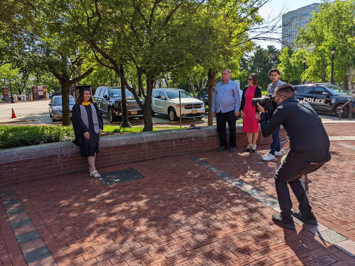 margmccorry's tweet photo. Capture every moment, and enjoy the day! Congratulations, graduates! #Kean2022 #CougarsClimbHigher https://t.co/4Pz7yudvWV
