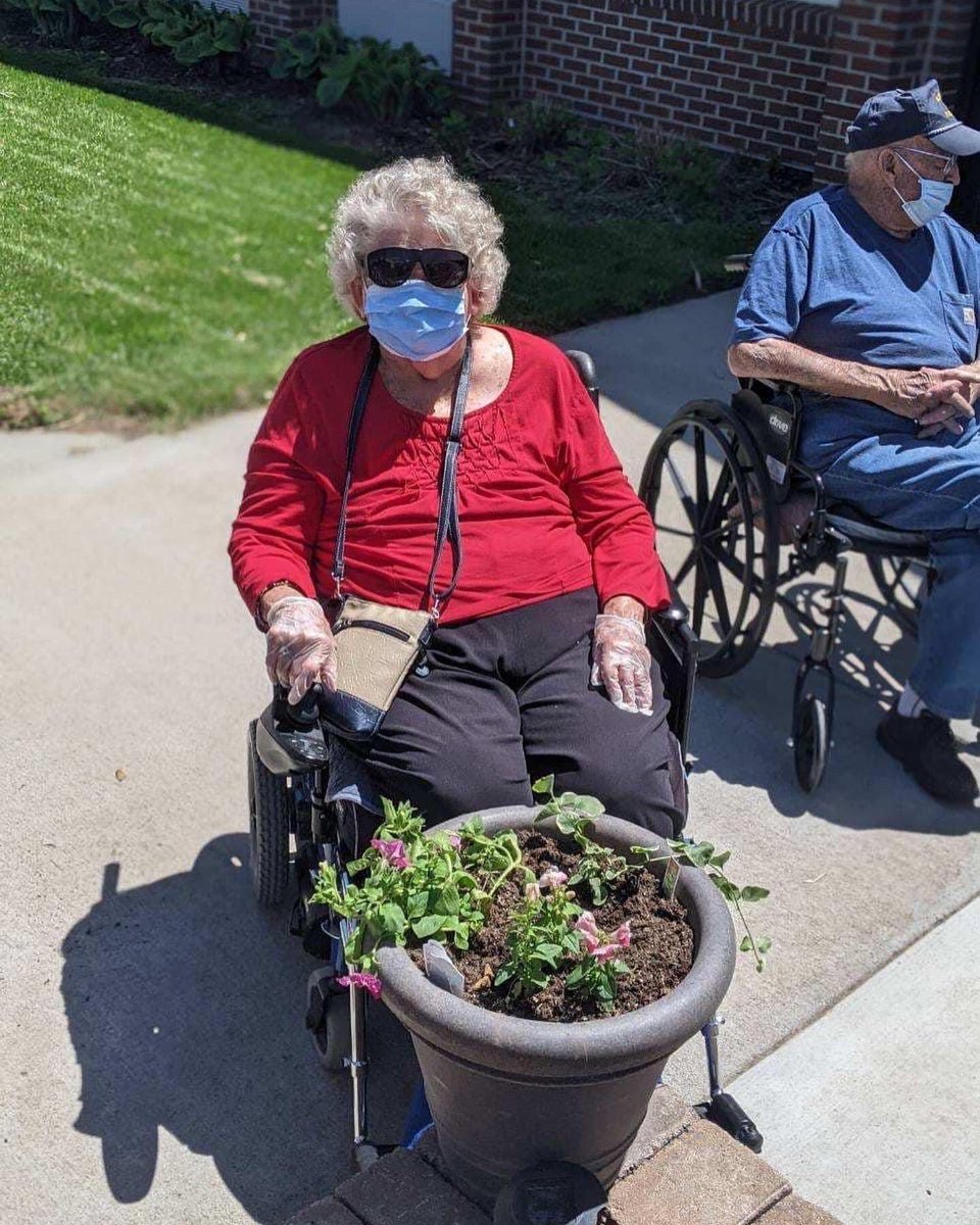 ChristianHomeNE's tweet photo. National Skilled Nursing Care week 2022 #nsncw #weloveourresidents #christianhomescarecommunity https://t.co/mr59pYjJXn