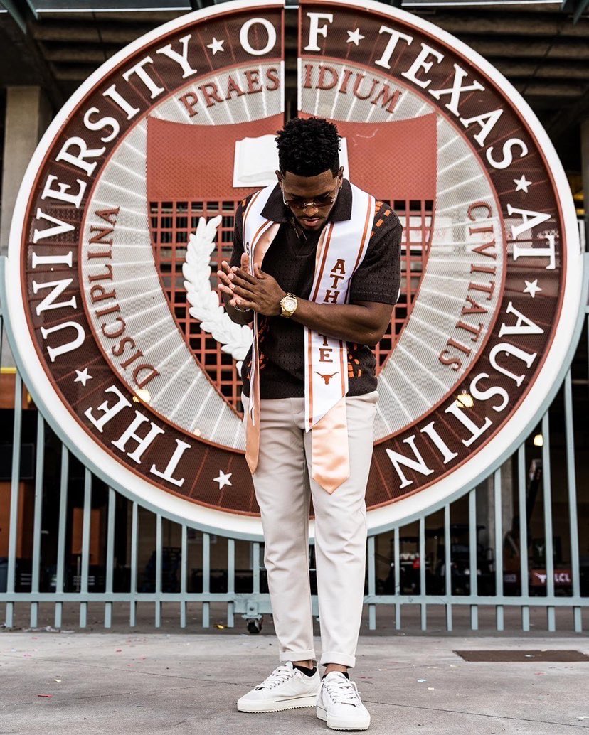 TexasFootball's tweet photo. A leader on and off the field! Congrats @RoschonJ on earning your degree from @UTAustin ππ€ https://t.co/XoEqYTPIdI
