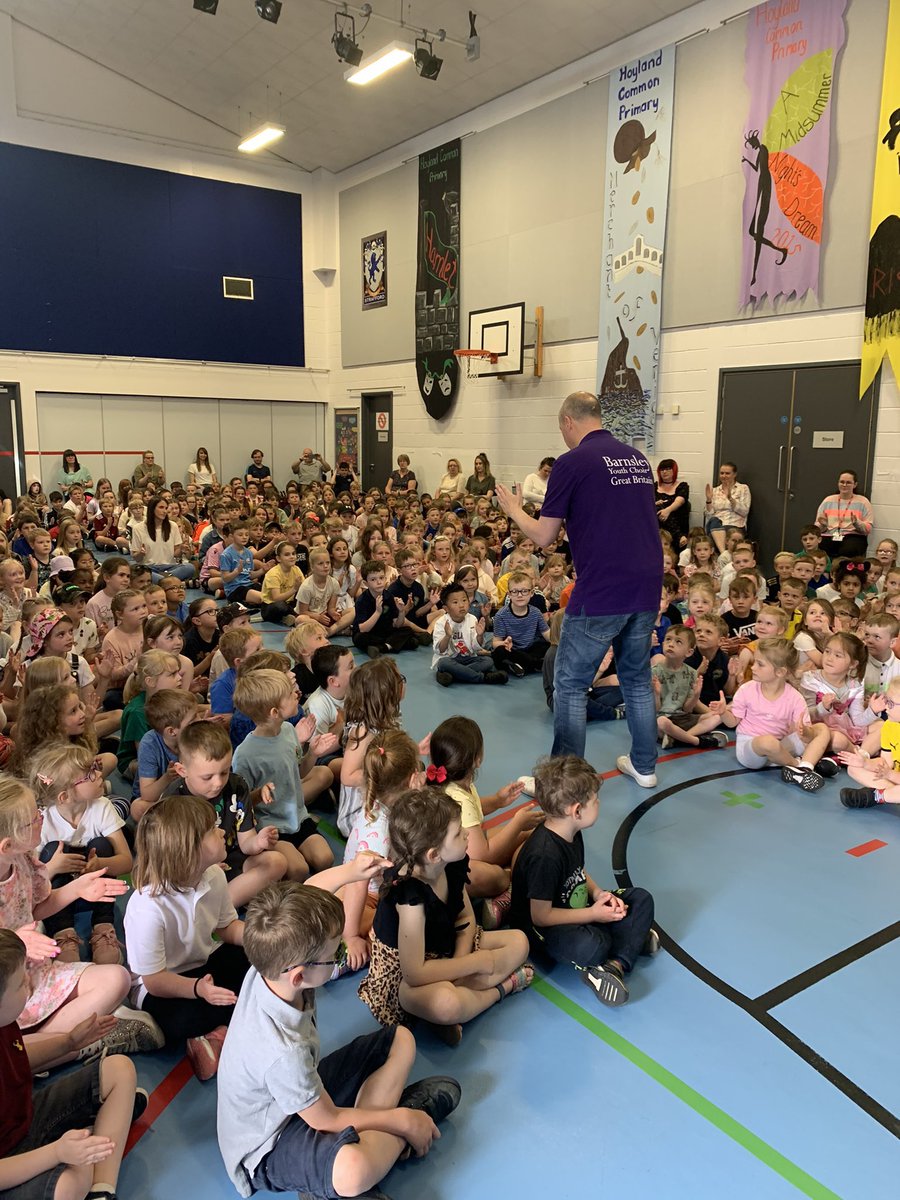 MatWrightMBE's tweet image. It’s been such a privilege to work with 6 wonderful @hcacademytrust schools today. All 6 schools were so welcoming and the children were just fantastic. @tommastersmusic became a bit of a hero. I hope you’ll have us back again! Thank you so much. @MilefieldP
