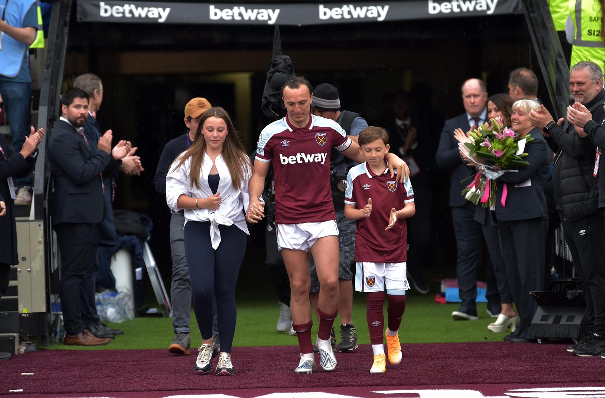 WestHam's tweet photo. A little photo dump from Sunday 😍 https://t.co/fk5Zwktvxs