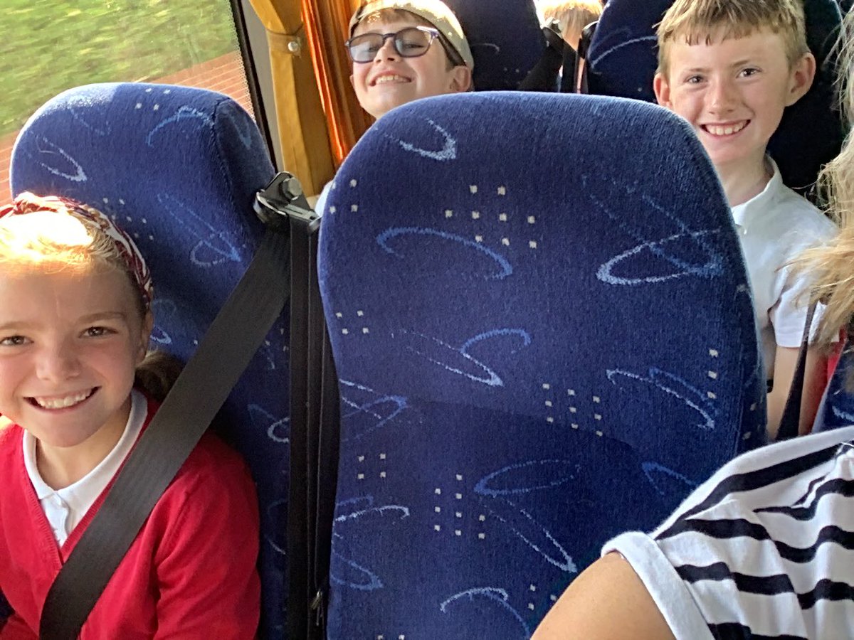 Y4OPS's tweet photo. Travelling on a bus to our Victorian experience day is always fun! #Victorians #contextualisedlearning https://t.co/24yjh3cYWM