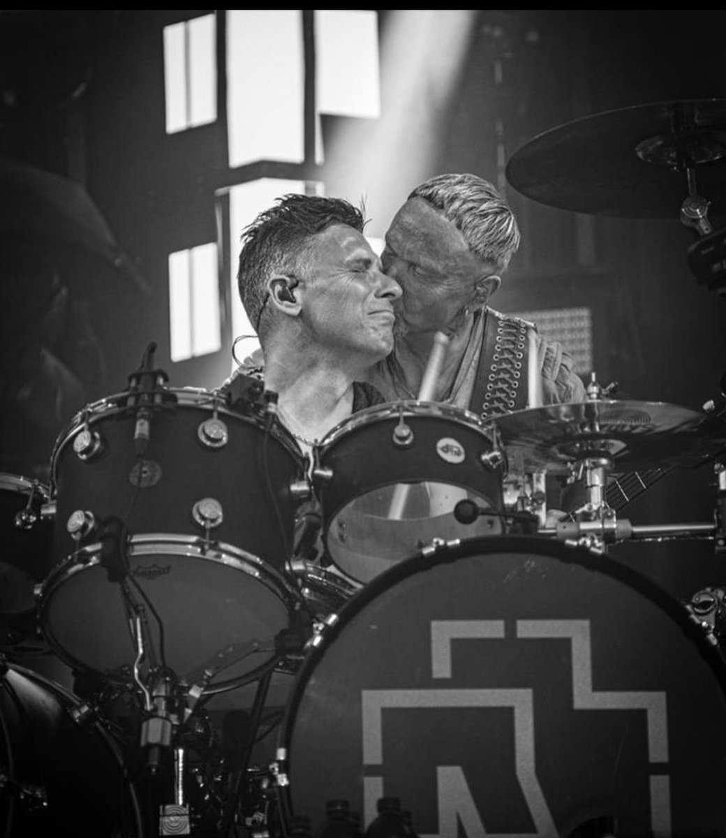 Rammstein.de tweet media