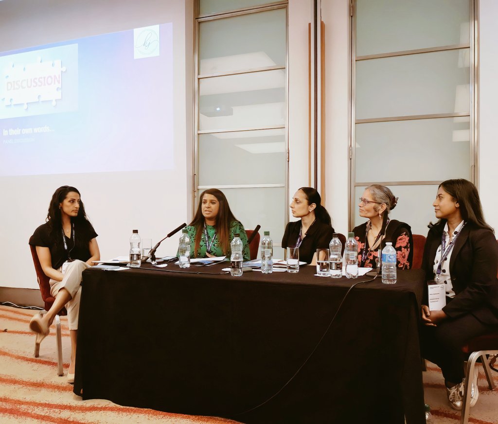 thealmostpsych's tweet photo. All female & South Asian panel at #ASAC22 on #dementia diagnosis in #ethnicminority communities-we love to see it!
As women are disproportionately affected by dementia (both living w/ & carers),especially in EM communities makes sense we see it represented on panels!
#demchat https://t.co/j5THiynHOb