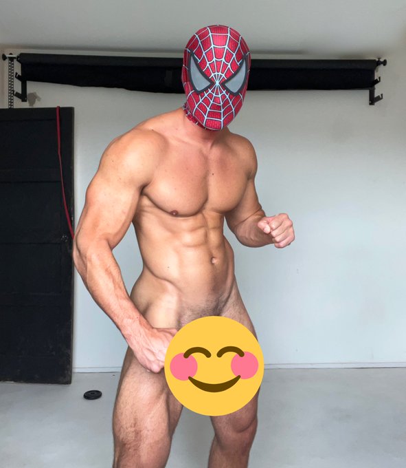 New superhero content going up on https://t.co/RaNx1JvwiM next week 😍 https://t.co/Hh5CnFB7JA