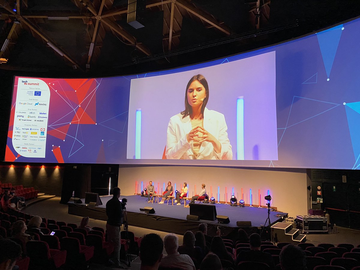 ‘Standing Tall: A spotlight on Ukraine’s 🇺🇦 resilient tech sector’. Brilliant discussion! #TechEUSummit