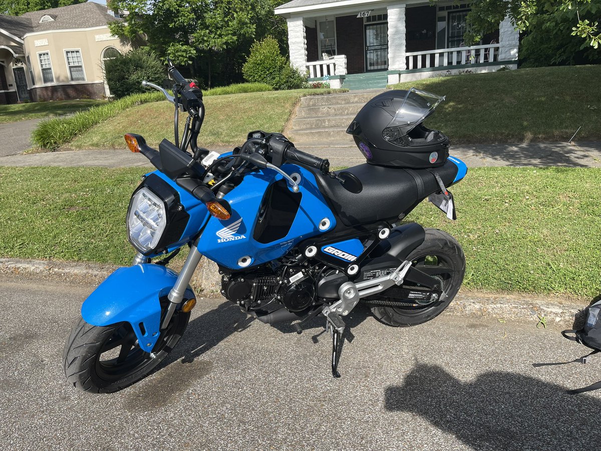 0xawyeah's tweet photo. new mirrors and a clean tail 🧼 gm https://t.co/EeN2OMCqNQ