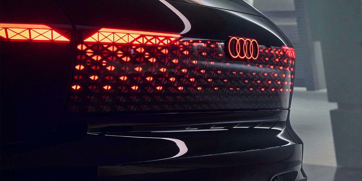 audispain's tweet photo. No puedes perderlo de vista. Con una distintiva parrilla y cautivadora mirada Audi, el Audi urbansphere concept ofrece un frontal con personalidad atrevida. Un nuevo icono ha llegado.
#FutureIsAnAttitude #Audi #AudiUrbansphereConcept #concept #emobility https://t.co/IXfpHmu0dX