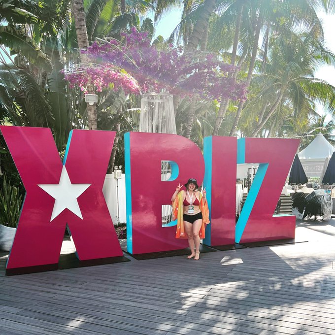 [screams in thot] https://t.co/gOBwYMbORb