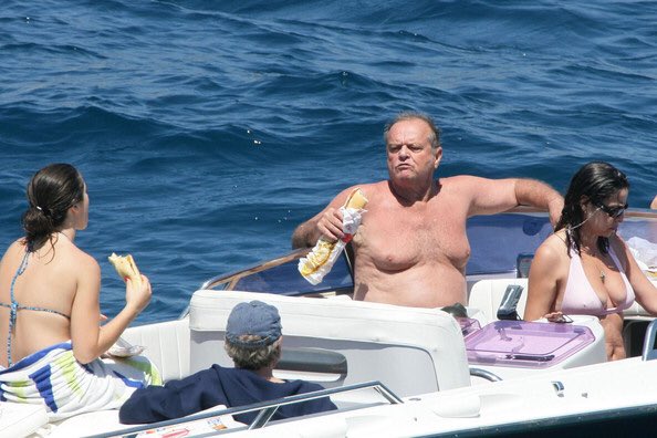 Mr. Chau (@srirachachau) on Twitter photo 