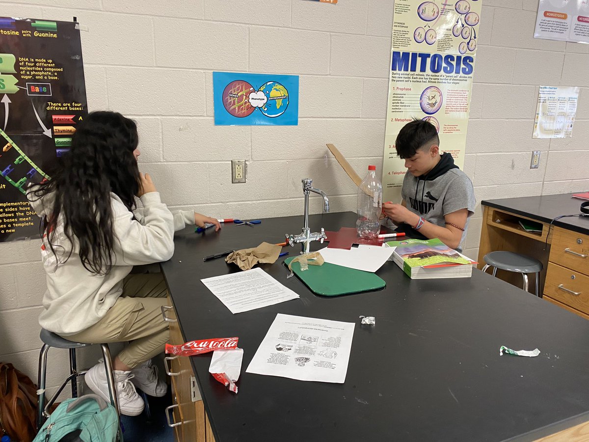 More 7th grade rocket scientists hard at work.